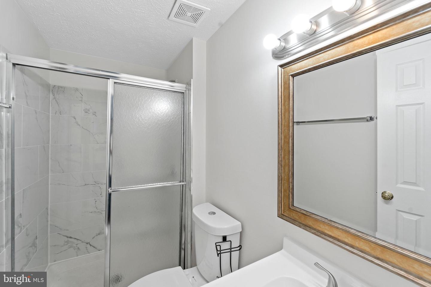 12312 STREAMVALE CIR, HERNDON, Virginia 20170, 5 Bedrooms Bedrooms, ,4 BathroomsBathrooms,Residential,For sale,12312 STREAMVALE CIR,VAFX2240976 MLS # VAFX2240976