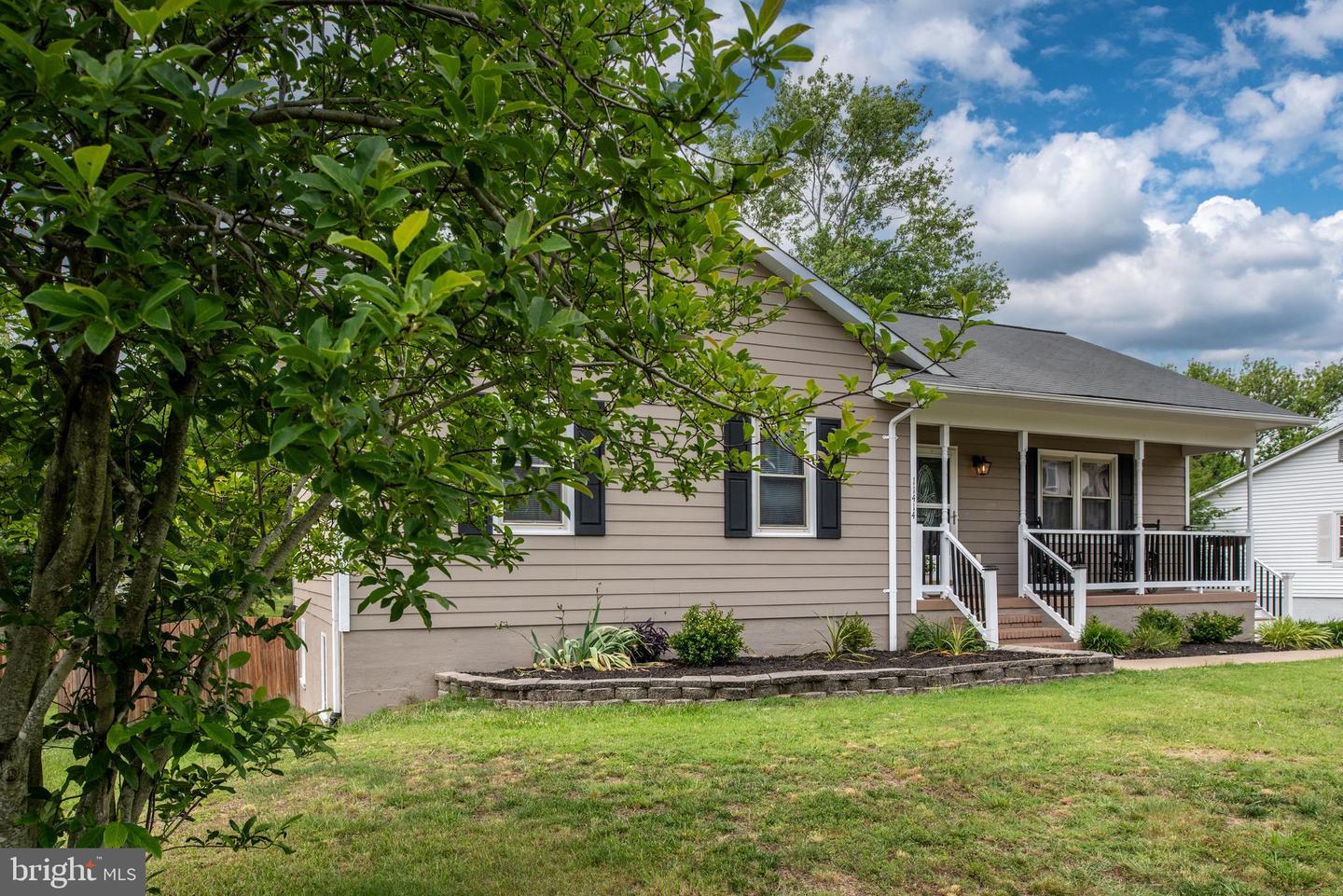 11414 WARNER DR, FREDERICKSBURG, Virginia 22407, 5 Bedrooms Bedrooms, ,3 BathroomsBathrooms,Residential,For sale,11414 WARNER DR,VASP2033192 MLS # VASP2033192