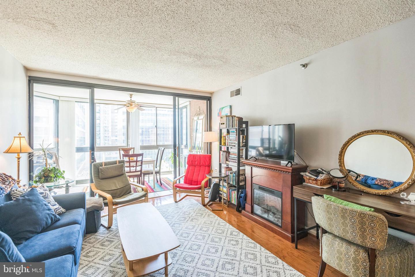 1001 N RANDOLPH ST #720, ARLINGTON, Virginia 22201, 1 Bedroom Bedrooms, ,1 BathroomBathrooms,Residential,For sale,1001 N RANDOLPH ST #720,VAAR2057664 MLS # VAAR2057664