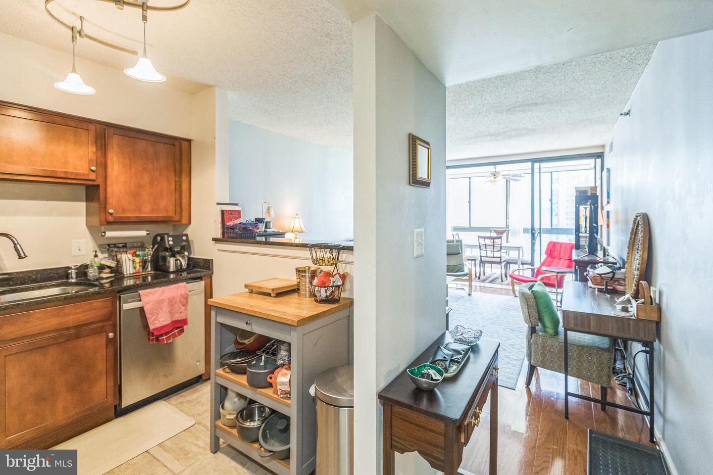 1001 N RANDOLPH ST #720, ARLINGTON, Virginia 22201, 1 Bedroom Bedrooms, ,1 BathroomBathrooms,Residential,For sale,1001 N RANDOLPH ST #720,VAAR2057664 MLS # VAAR2057664
