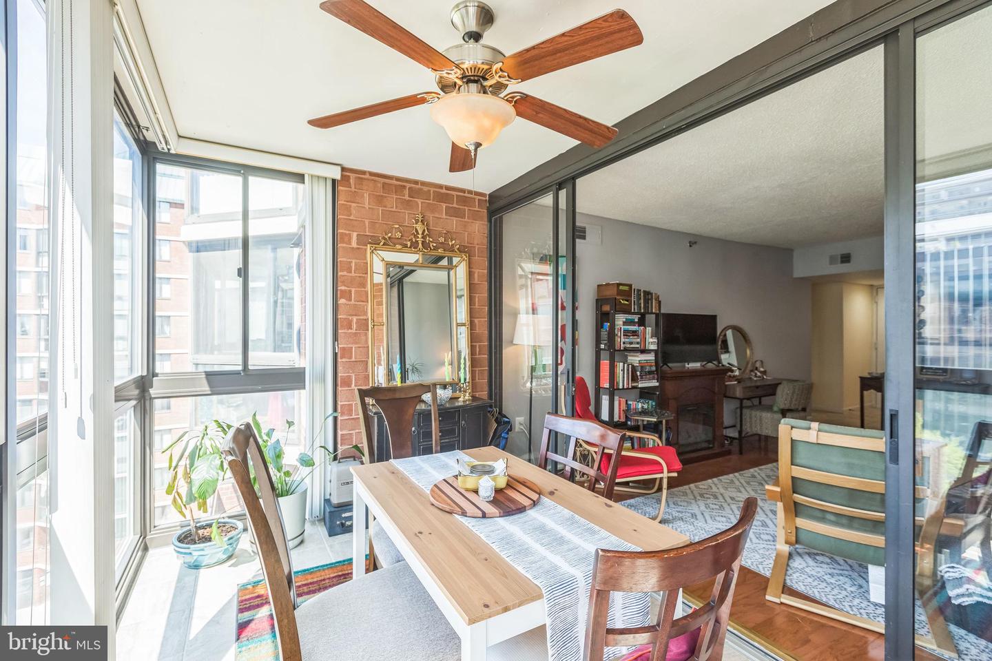 1001 N RANDOLPH ST #720, ARLINGTON, Virginia 22201, 1 Bedroom Bedrooms, ,1 BathroomBathrooms,Residential,For sale,1001 N RANDOLPH ST #720,VAAR2057664 MLS # VAAR2057664