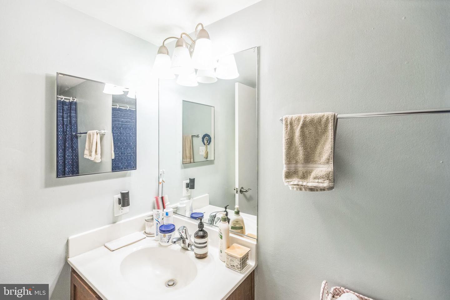 1001 N RANDOLPH ST #720, ARLINGTON, Virginia 22201, 1 Bedroom Bedrooms, ,1 BathroomBathrooms,Residential,For sale,1001 N RANDOLPH ST #720,VAAR2057664 MLS # VAAR2057664