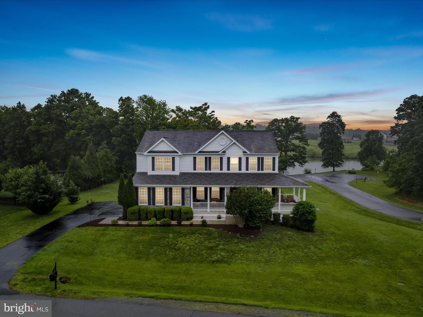 36522 WINDING OAK PL, PURCELLVILLE, Virginia 20132, 5 Bedrooms Bedrooms, ,3 BathroomsBathrooms,Residential,For sale,36522 WINDING OAK PL,VALO2096826 MLS # VALO2096826