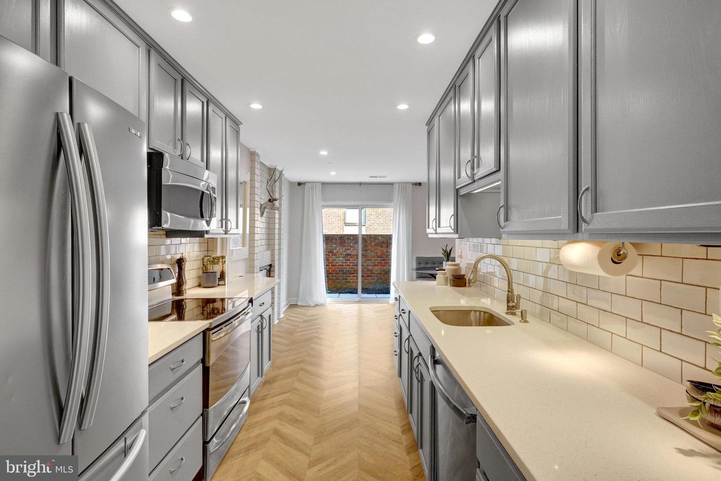 11712 INDIAN RIDGE RD, RESTON, Virginia 20191, 4 Bedrooms Bedrooms, ,2 BathroomsBathrooms,Residential,For sale,11712 INDIAN RIDGE RD,VAFX2241978 MLS # VAFX2241978