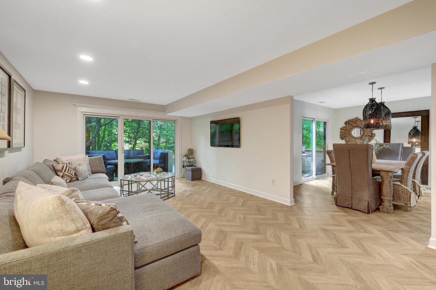 11712 INDIAN RIDGE RD, RESTON, Virginia 20191, 4 Bedrooms Bedrooms, ,2 BathroomsBathrooms,Residential,For sale,11712 INDIAN RIDGE RD,VAFX2241978 MLS # VAFX2241978
