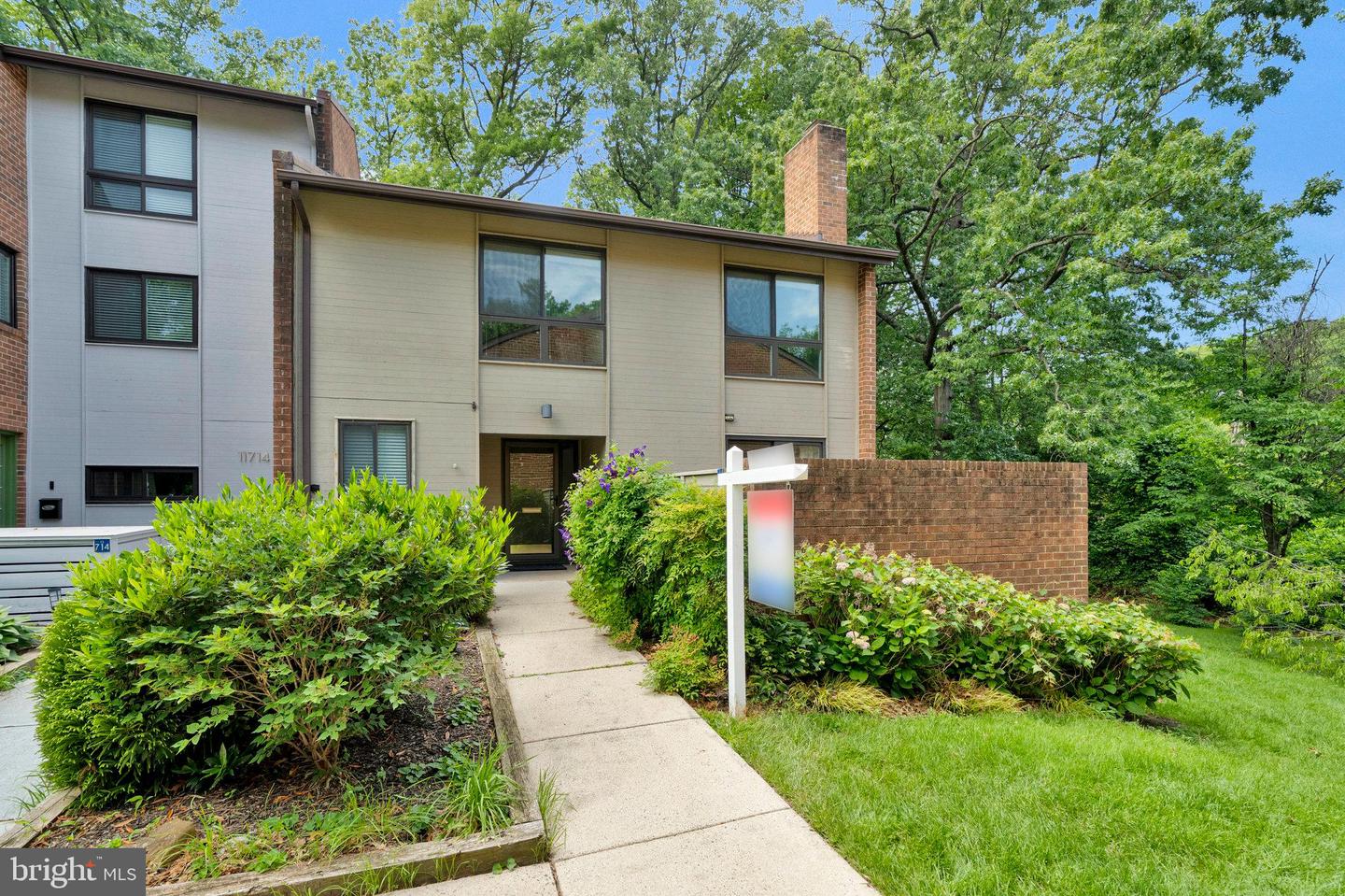 11712 INDIAN RIDGE RD, RESTON, Virginia 20191, 4 Bedrooms Bedrooms, ,2 BathroomsBathrooms,Residential,For sale,11712 INDIAN RIDGE RD,VAFX2241978 MLS # VAFX2241978