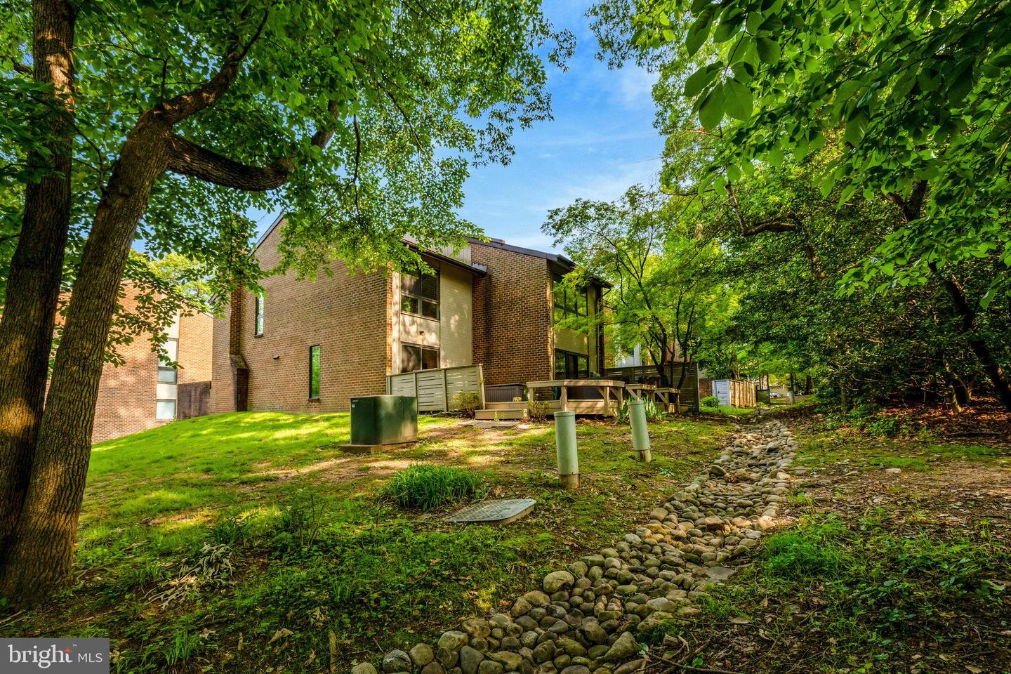11712 INDIAN RIDGE RD, RESTON, Virginia 20191, 4 Bedrooms Bedrooms, ,2 BathroomsBathrooms,Residential,For sale,11712 INDIAN RIDGE RD,VAFX2241978 MLS # VAFX2241978