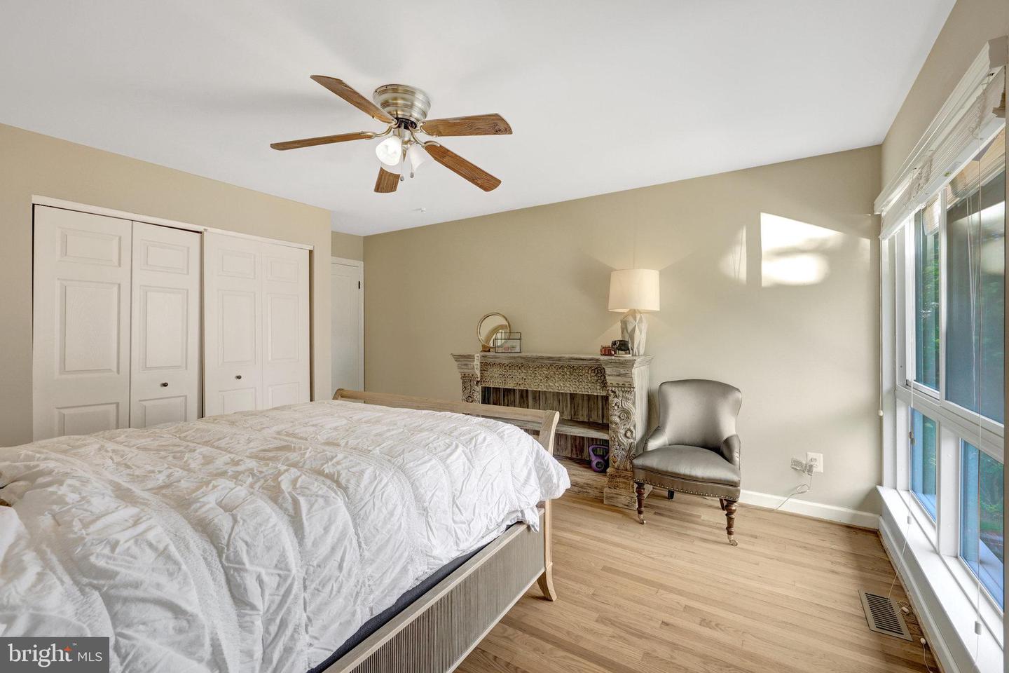 11712 INDIAN RIDGE RD, RESTON, Virginia 20191, 4 Bedrooms Bedrooms, ,2 BathroomsBathrooms,Residential,For sale,11712 INDIAN RIDGE RD,VAFX2241978 MLS # VAFX2241978