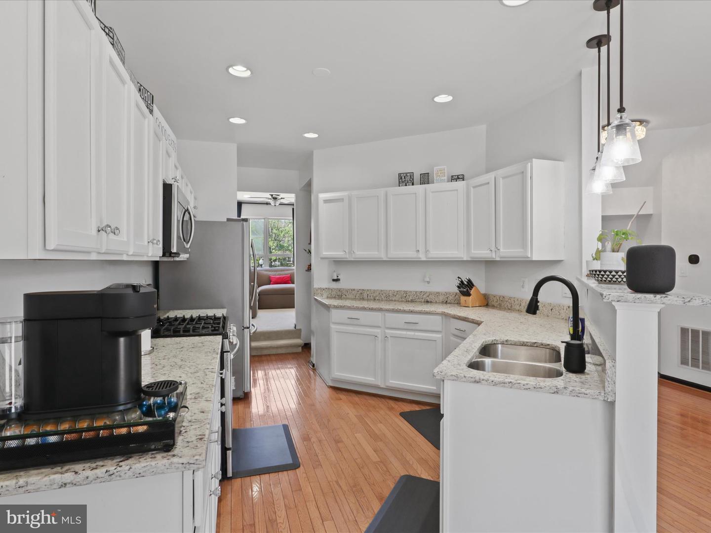43735 SCARLET SQ, CHANTILLY, Virginia 20152, 3 Bedrooms Bedrooms, ,3 BathroomsBathrooms,Residential,For sale,43735 SCARLET SQ,VALO2097320 MLS # VALO2097320