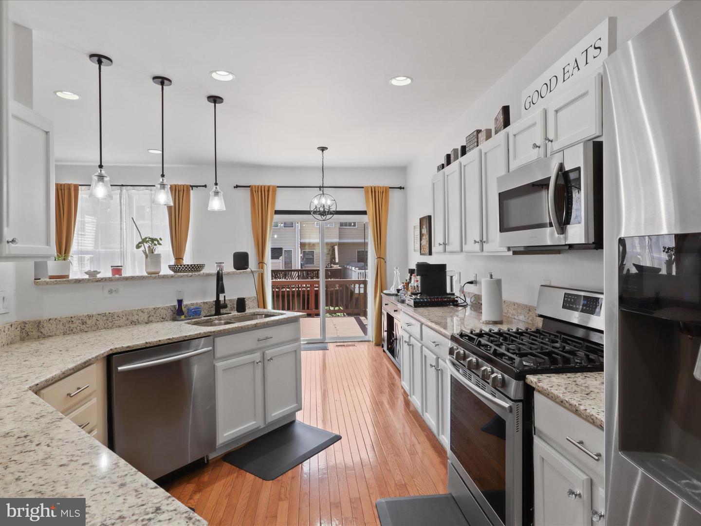 43735 SCARLET SQ, CHANTILLY, Virginia 20152, 3 Bedrooms Bedrooms, ,3 BathroomsBathrooms,Residential,For sale,43735 SCARLET SQ,VALO2097320 MLS # VALO2097320