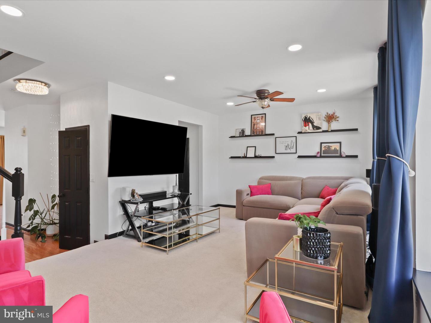 43735 SCARLET SQ, CHANTILLY, Virginia 20152, 3 Bedrooms Bedrooms, ,3 BathroomsBathrooms,Residential,For sale,43735 SCARLET SQ,VALO2097320 MLS # VALO2097320