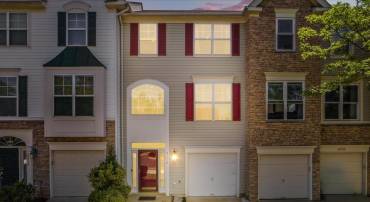 43735 SCARLET SQ, CHANTILLY, Virginia 20152, 3 Bedrooms Bedrooms, ,3 BathroomsBathrooms,Residential,For sale,43735 SCARLET SQ,VALO2097320 MLS # VALO2097320