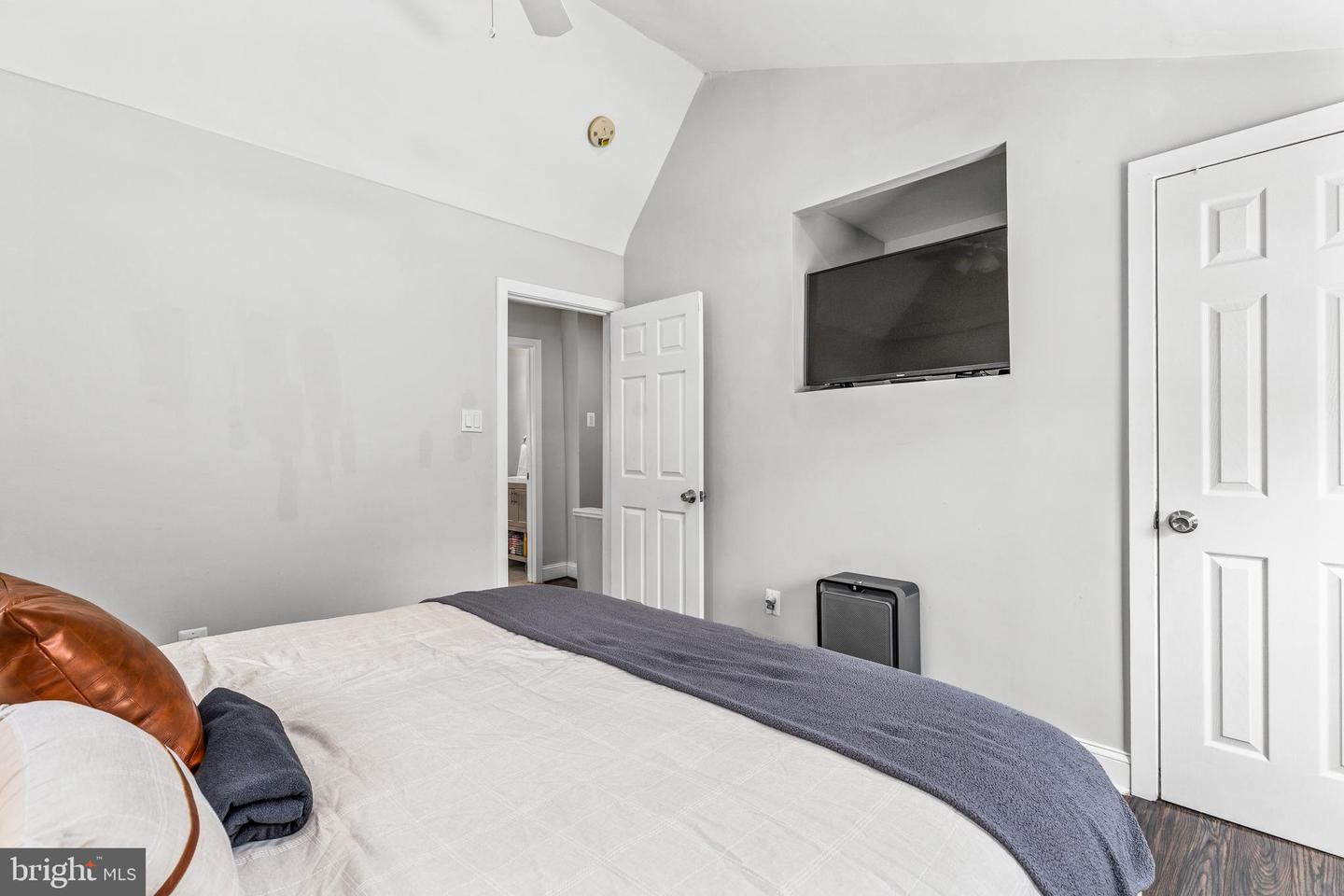 920 52ND ST NE, WASHINGTON, District Of Columbia 20019, 2 Bedrooms Bedrooms, ,2 BathroomsBathrooms,Residential,For sale,920 52ND ST NE,DCDC2201768 MLS # DCDC2201768