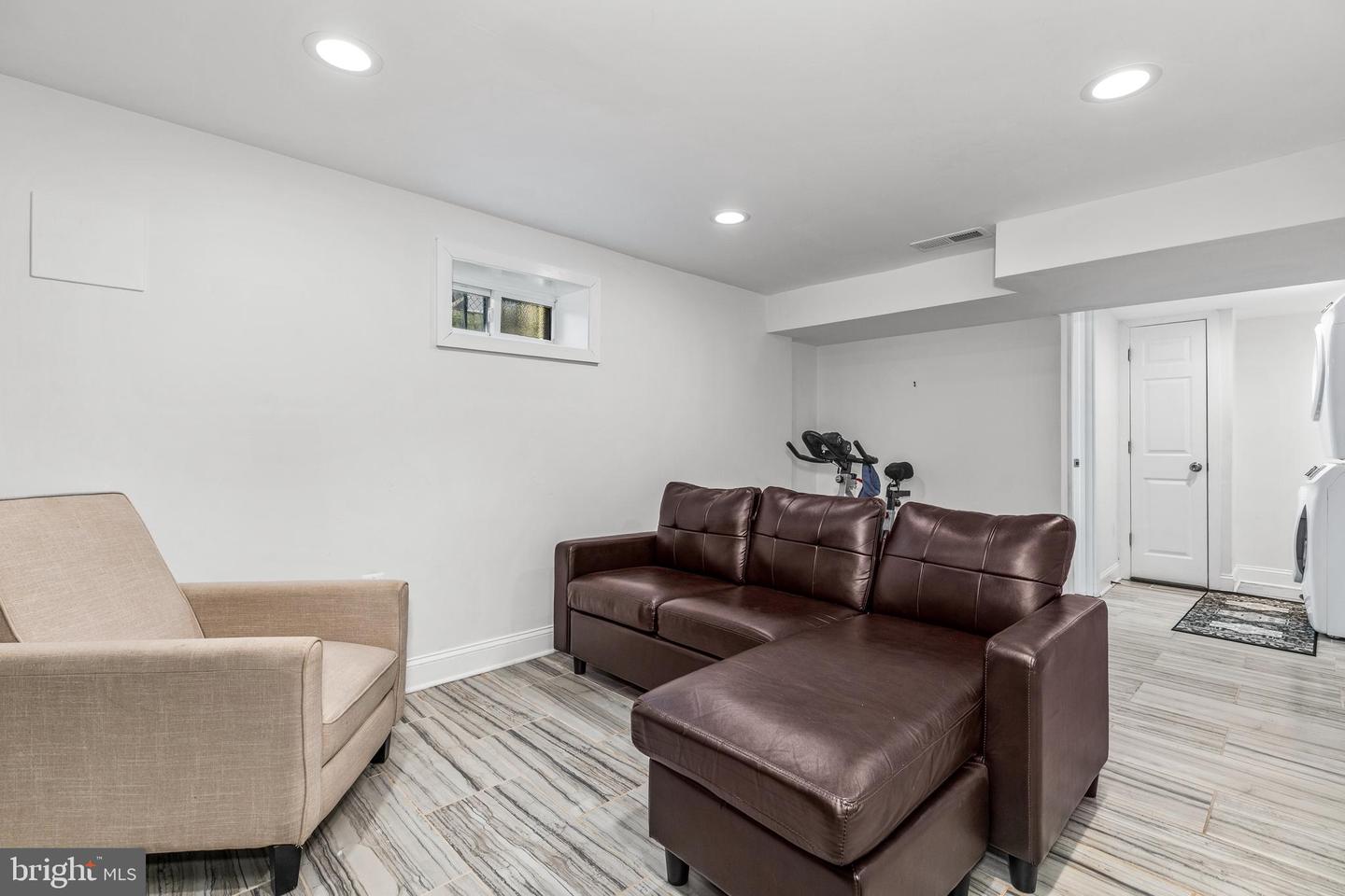 920 52ND ST NE, WASHINGTON, District Of Columbia 20019, 2 Bedrooms Bedrooms, ,2 BathroomsBathrooms,Residential,For sale,920 52ND ST NE,DCDC2201768 MLS # DCDC2201768