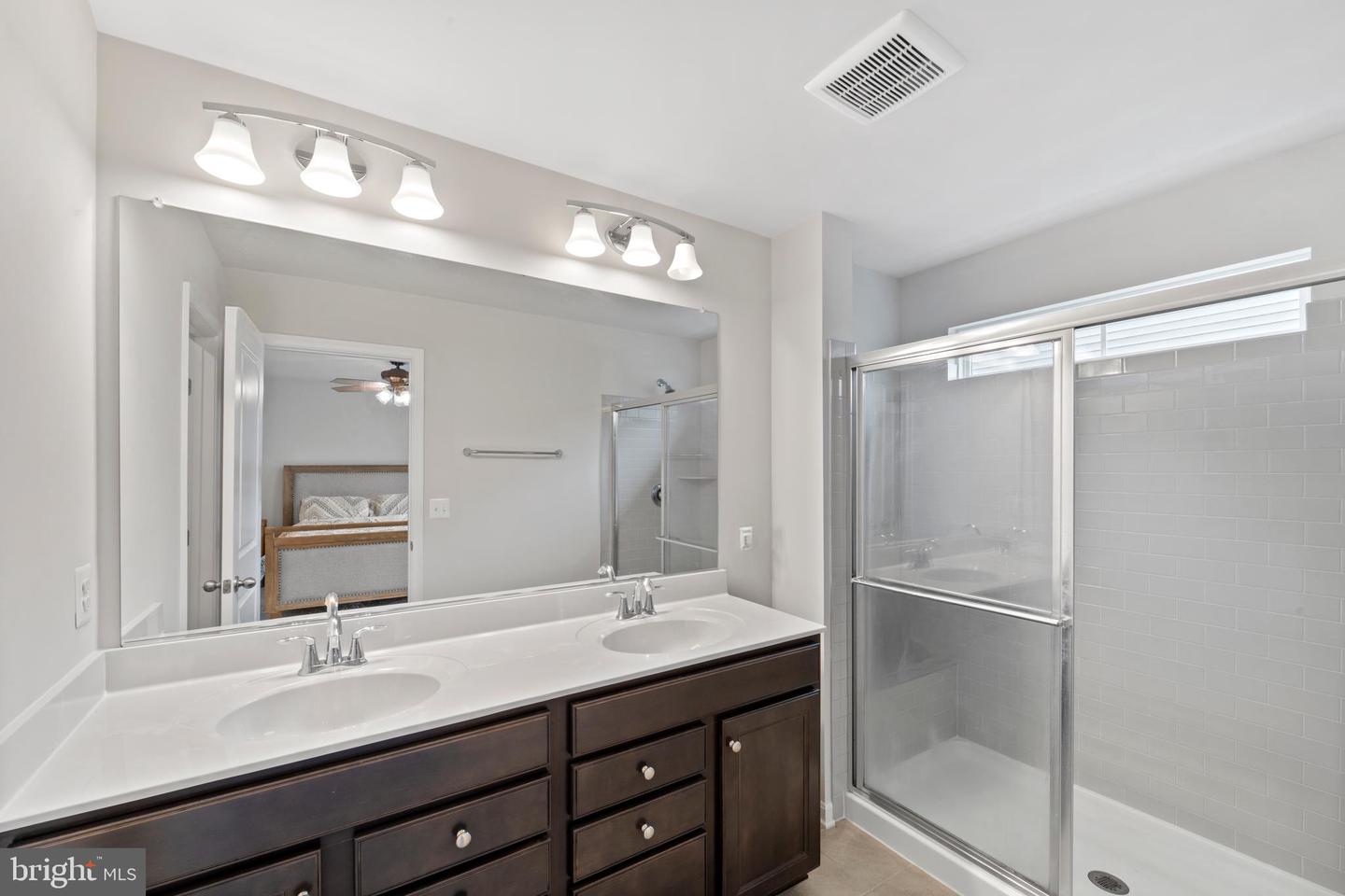 18216 SUMMIT POINTE DR, TRIANGLE, Virginia 22172, 3 Bedrooms Bedrooms, ,2 BathroomsBathrooms,Residential,For sale,18216 SUMMIT POINTE DR,VAPW2095234 MLS # VAPW2095234