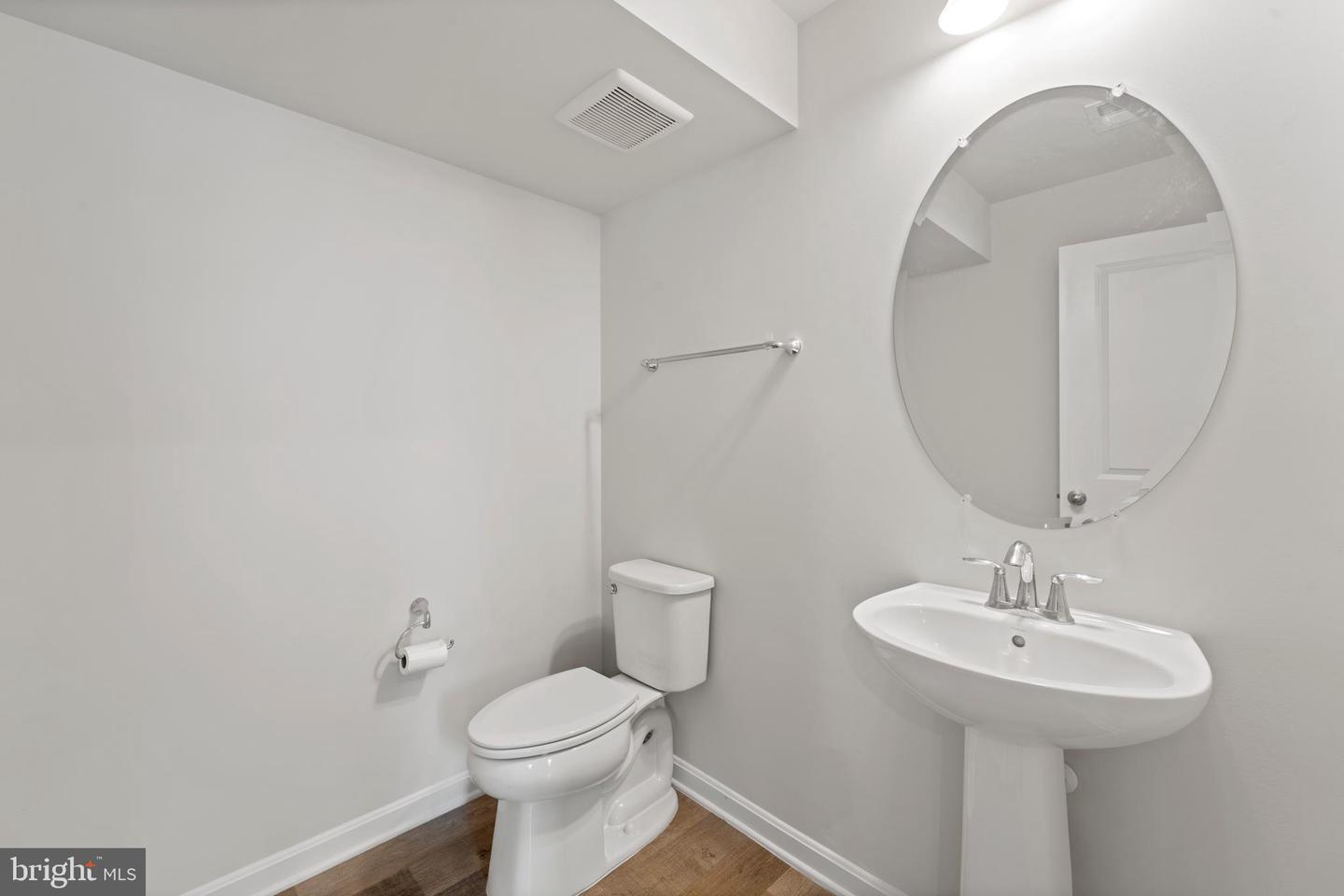 18216 SUMMIT POINTE DR, TRIANGLE, Virginia 22172, 3 Bedrooms Bedrooms, ,2 BathroomsBathrooms,Residential,For sale,18216 SUMMIT POINTE DR,VAPW2095234 MLS # VAPW2095234