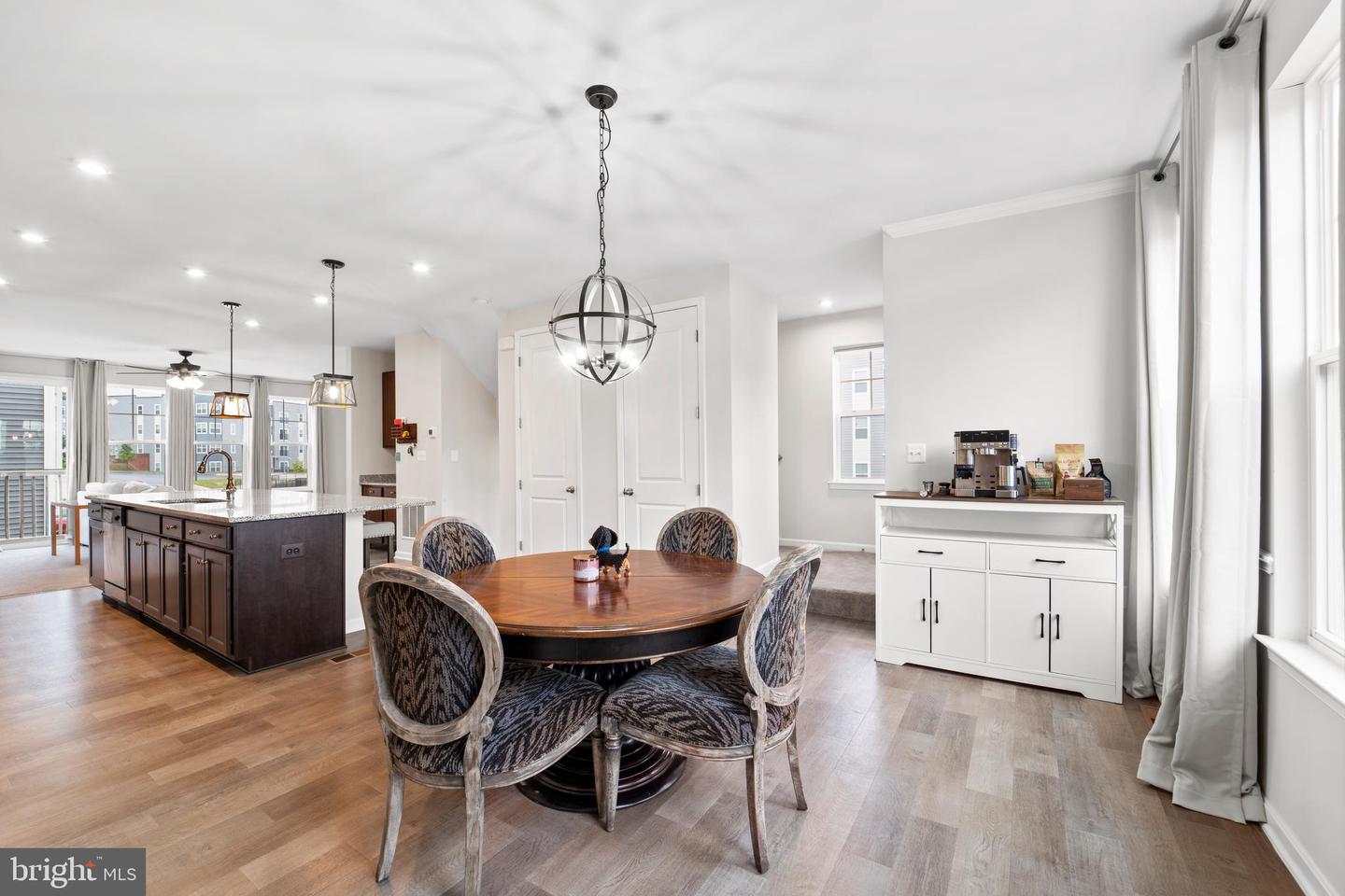 18216 SUMMIT POINTE DR, TRIANGLE, Virginia 22172, 3 Bedrooms Bedrooms, ,2 BathroomsBathrooms,Residential,For sale,18216 SUMMIT POINTE DR,VAPW2095234 MLS # VAPW2095234