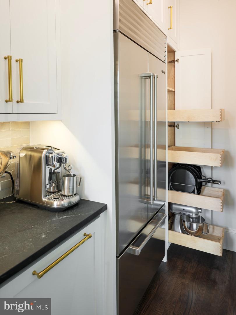 1901 WYOMING AVE NW #40, WASHINGTON, District Of Columbia 20009, 2 Bedrooms Bedrooms, ,2 BathroomsBathrooms,Residential,For sale,1901 WYOMING AVE NW #40,DCDC2202174 MLS # DCDC2202174