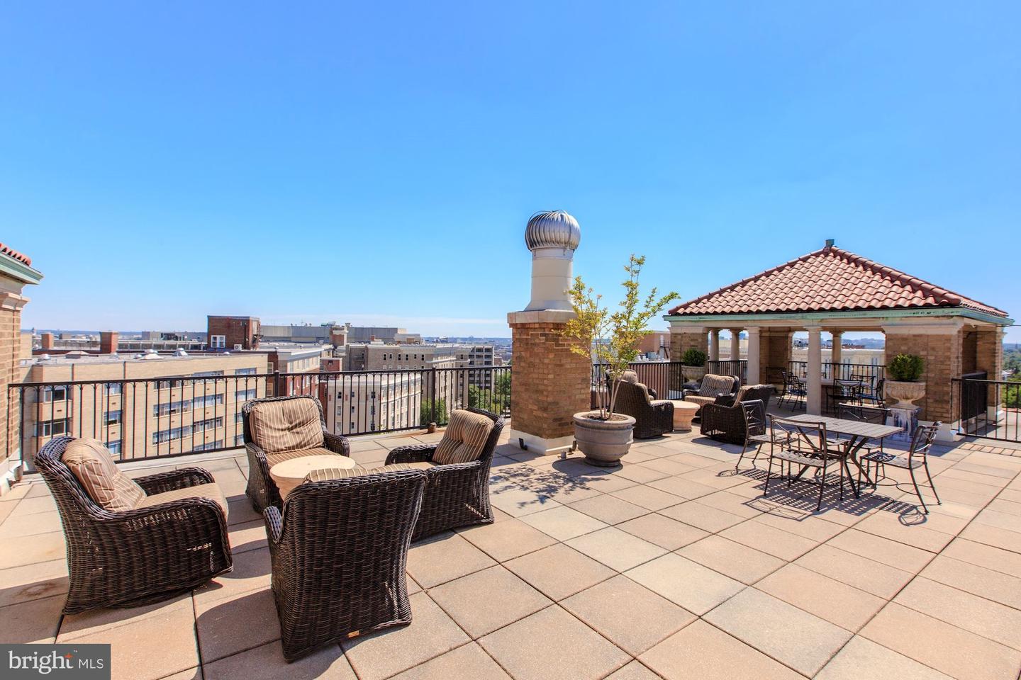 1901 WYOMING AVE NW #40, WASHINGTON, District Of Columbia 20009, 2 Bedrooms Bedrooms, ,2 BathroomsBathrooms,Residential,For sale,1901 WYOMING AVE NW #40,DCDC2202174 MLS # DCDC2202174