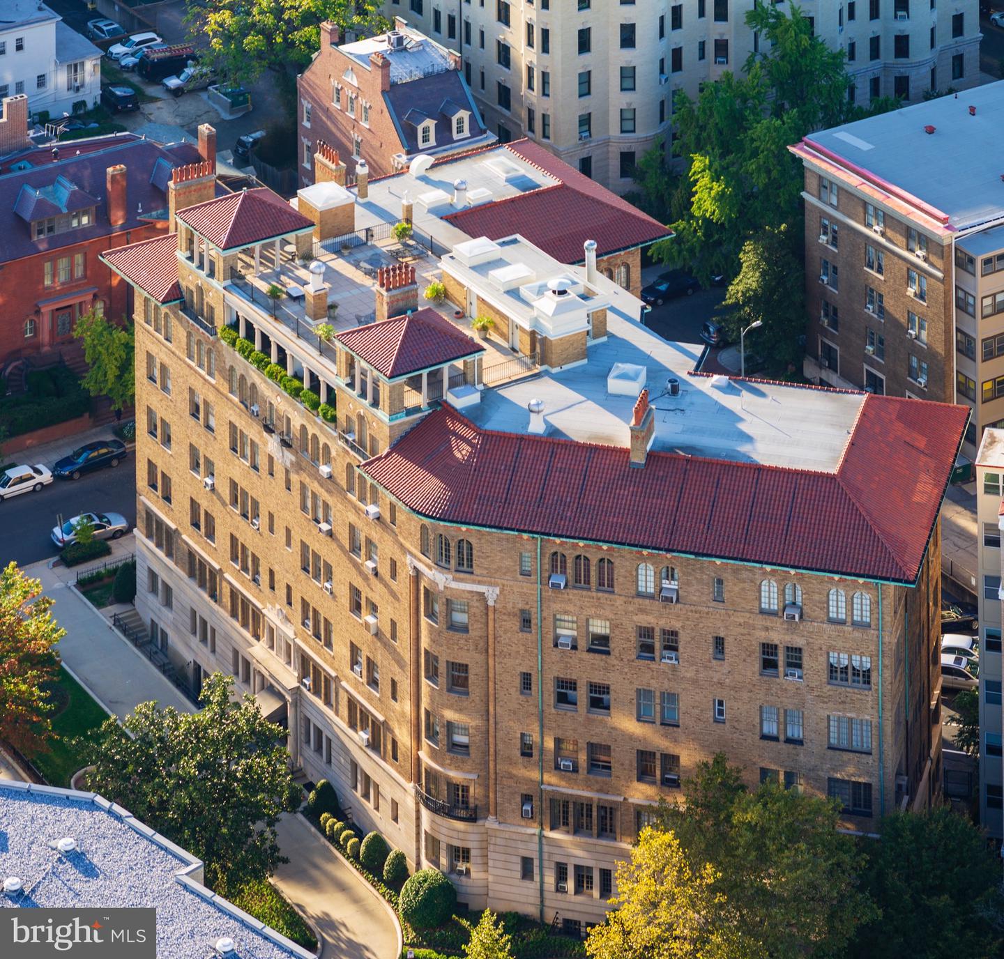 1901 WYOMING AVE NW #40, WASHINGTON, District Of Columbia 20009, 2 Bedrooms Bedrooms, ,2 BathroomsBathrooms,Residential,For sale,1901 WYOMING AVE NW #40,DCDC2202174 MLS # DCDC2202174