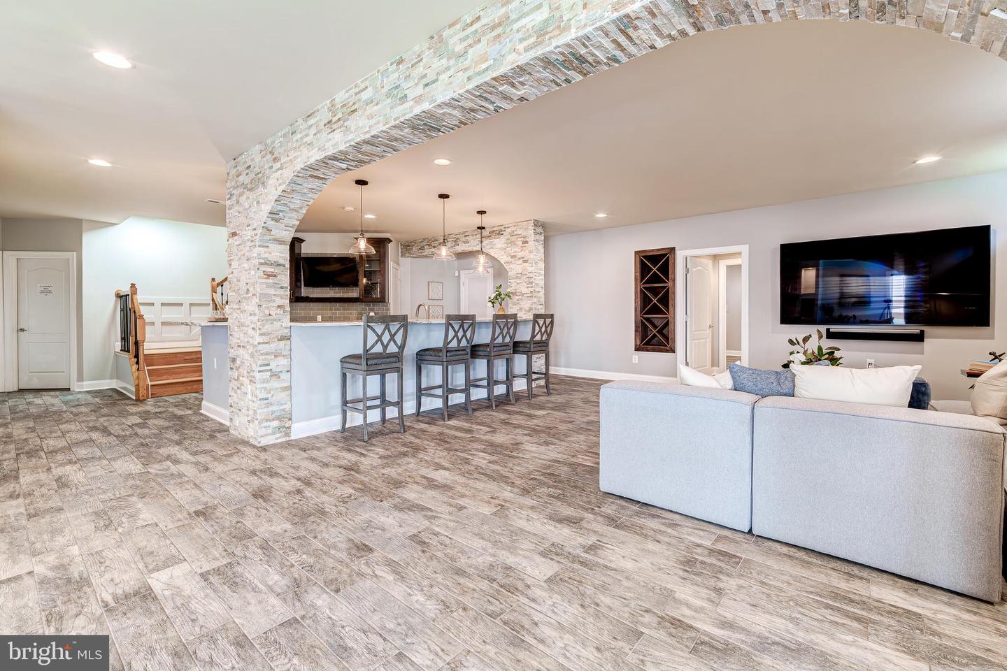 42720 MOUNT AUBURN PL, BROADLANDS, Virginia 20148, 5 Bedrooms Bedrooms, ,5 BathroomsBathrooms,Residential,For sale,42720 MOUNT AUBURN PL,VALO2097732 MLS # VALO2097732