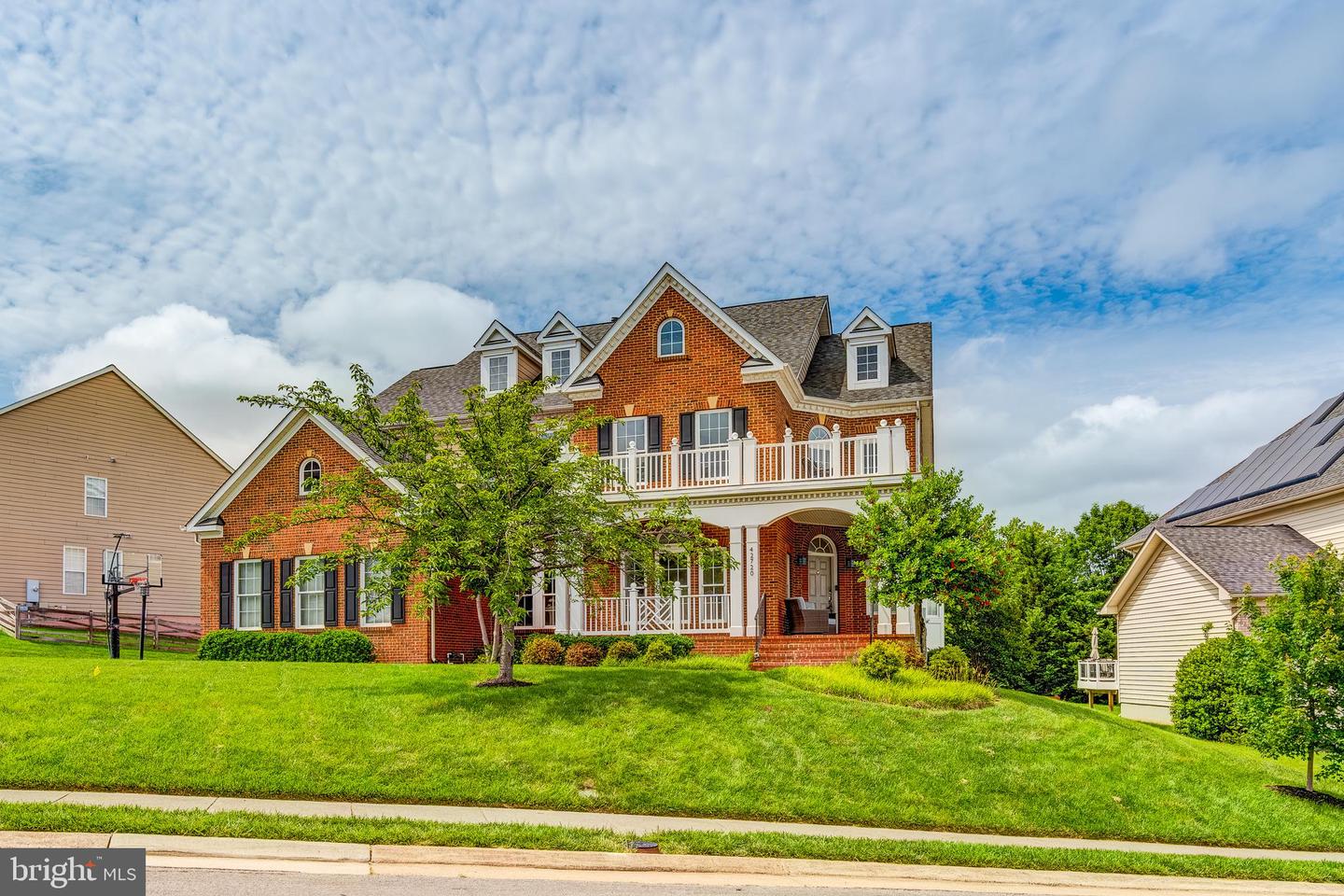 42720 MOUNT AUBURN PL, BROADLANDS, Virginia 20148, 5 Bedrooms Bedrooms, ,5 BathroomsBathrooms,Residential,For sale,42720 MOUNT AUBURN PL,VALO2097732 MLS # VALO2097732