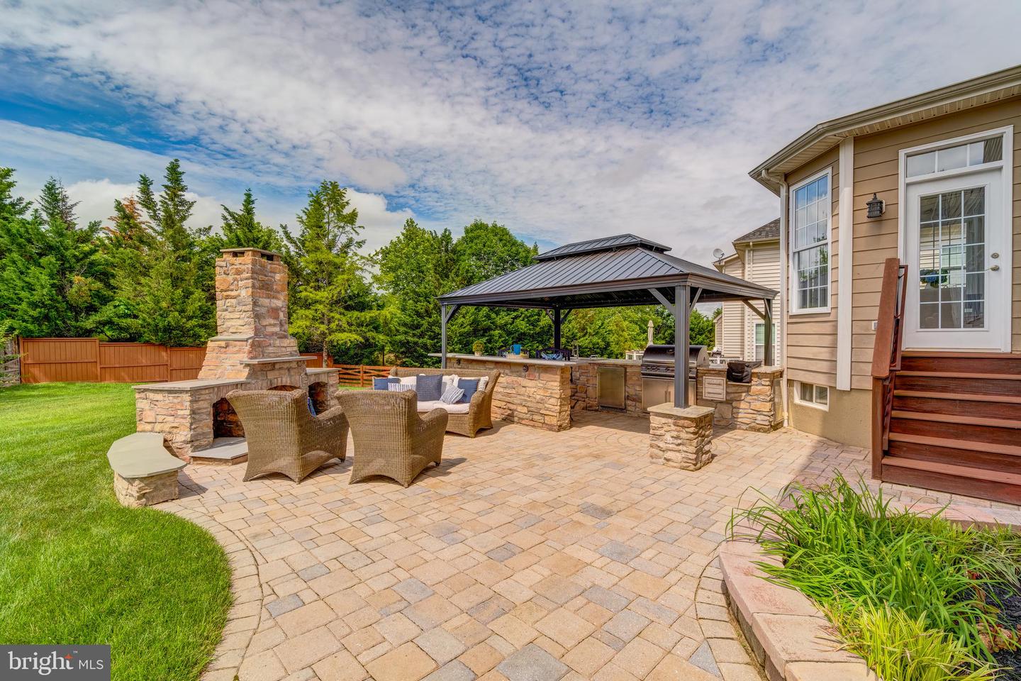 42720 MOUNT AUBURN PL, BROADLANDS, Virginia 20148, 5 Bedrooms Bedrooms, ,5 BathroomsBathrooms,Residential,For sale,42720 MOUNT AUBURN PL,VALO2097732 MLS # VALO2097732