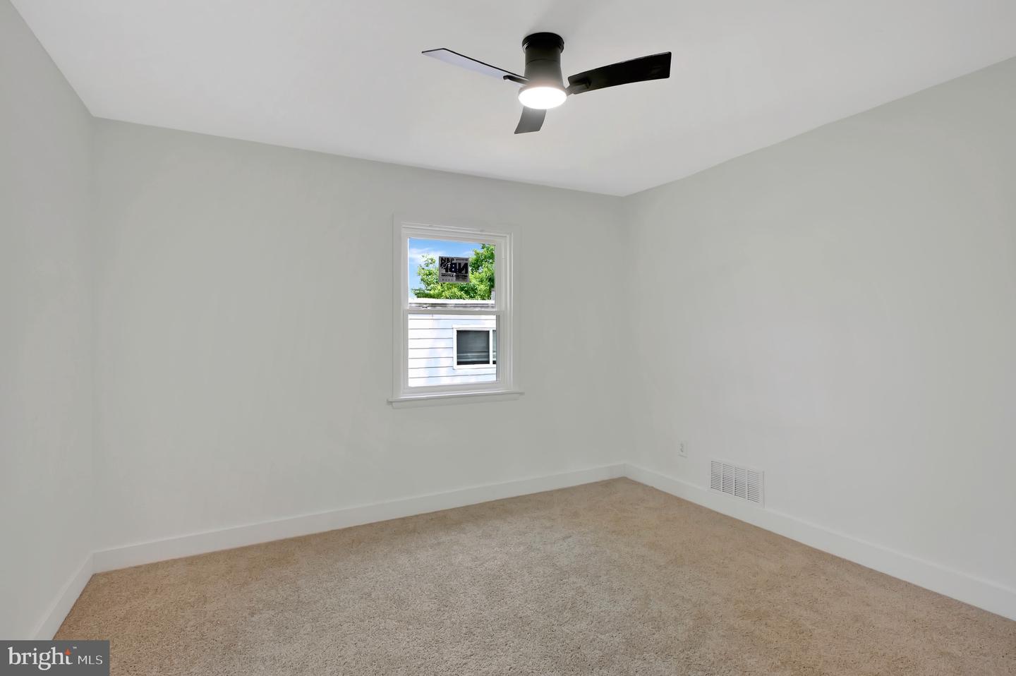 4504 CLAY ST NE, WASHINGTON, District Of Columbia 20019, 4 Bedrooms Bedrooms, ,1 BathroomBathrooms,Residential,For sale,4504 CLAY ST NE,DCDC2202330 MLS # DCDC2202330