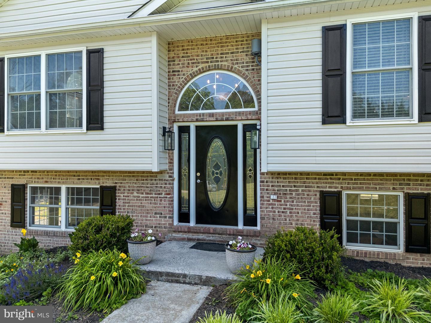 364 WAYNES LN, STEPHENS CITY, Virginia 22655, 3 Bedrooms Bedrooms, ,3 BathroomsBathrooms,Residential,For sale,364 WAYNES LN,VAFV2034398 MLS # VAFV2034398