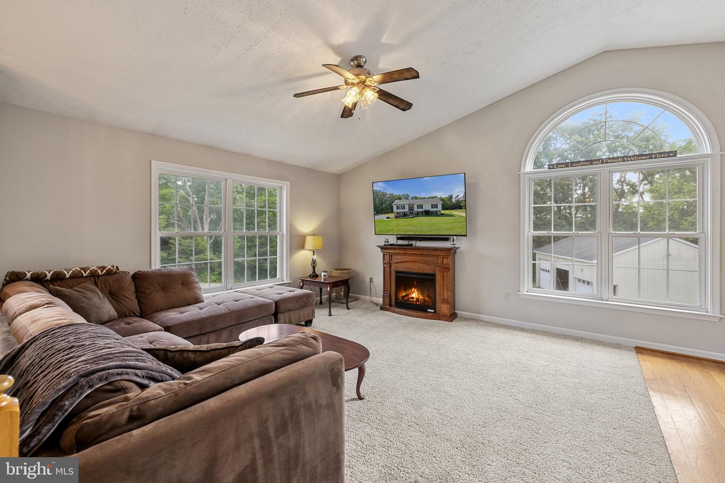 364 WAYNES LN, STEPHENS CITY, Virginia 22655, 3 Bedrooms Bedrooms, ,3 BathroomsBathrooms,Residential,For sale,364 WAYNES LN,VAFV2034398 MLS # VAFV2034398