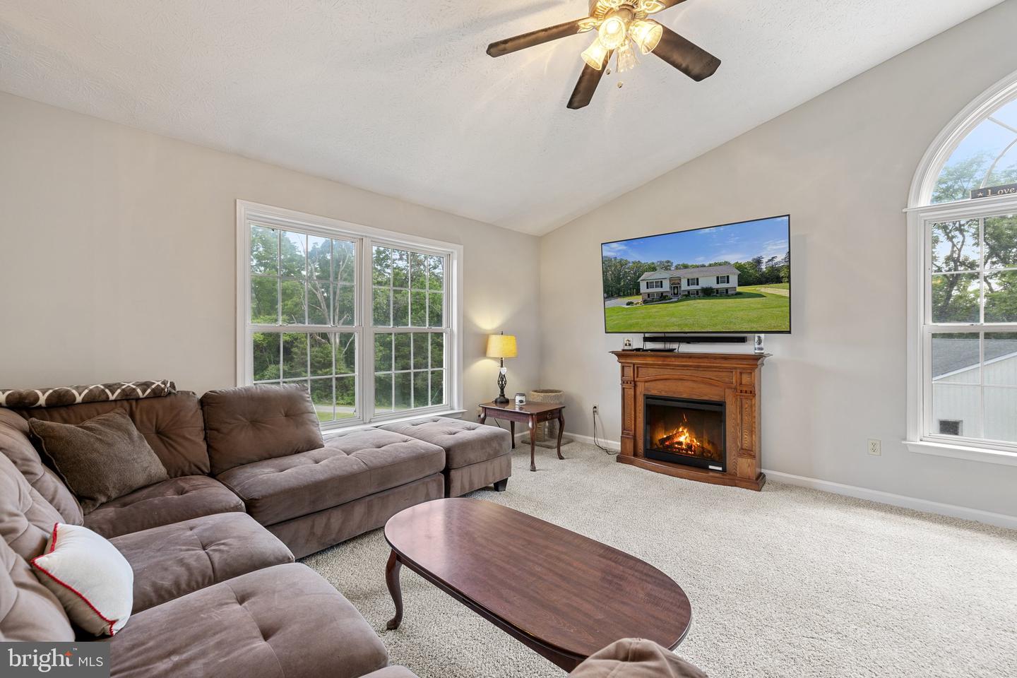 364 WAYNES LN, STEPHENS CITY, Virginia 22655, 3 Bedrooms Bedrooms, ,3 BathroomsBathrooms,Residential,For sale,364 WAYNES LN,VAFV2034398 MLS # VAFV2034398