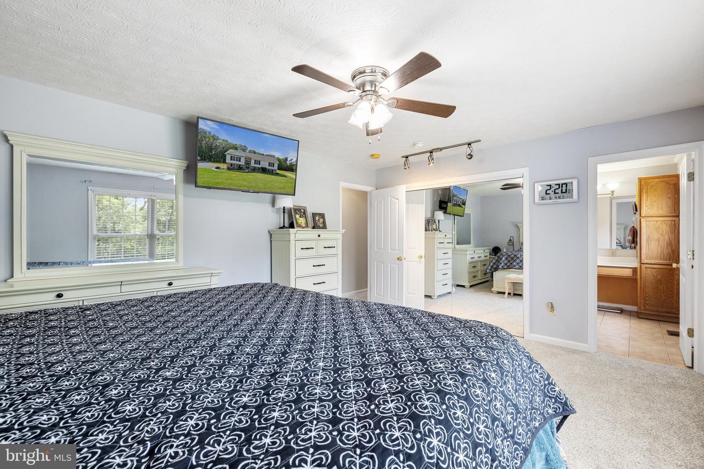 364 WAYNES LN, STEPHENS CITY, Virginia 22655, 3 Bedrooms Bedrooms, ,3 BathroomsBathrooms,Residential,For sale,364 WAYNES LN,VAFV2034398 MLS # VAFV2034398
