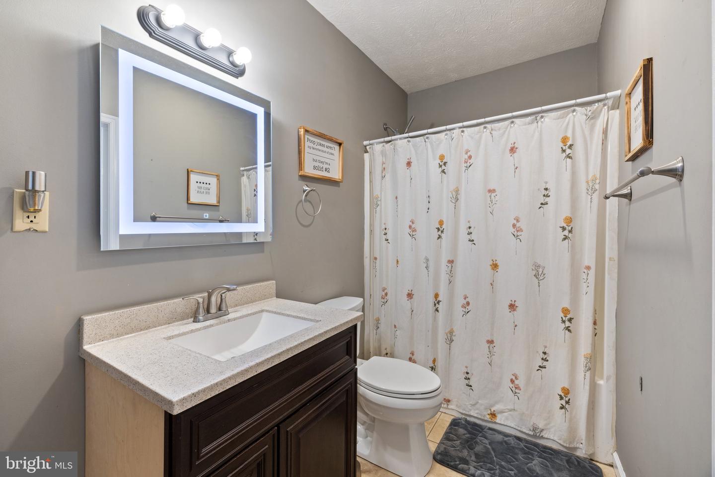 364 WAYNES LN, STEPHENS CITY, Virginia 22655, 3 Bedrooms Bedrooms, ,3 BathroomsBathrooms,Residential,For sale,364 WAYNES LN,VAFV2034398 MLS # VAFV2034398