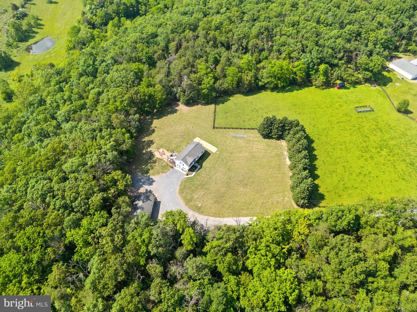 364 WAYNES LN, STEPHENS CITY, Virginia 22655, 3 Bedrooms Bedrooms, ,3 BathroomsBathrooms,Residential,For sale,364 WAYNES LN,VAFV2034398 MLS # VAFV2034398