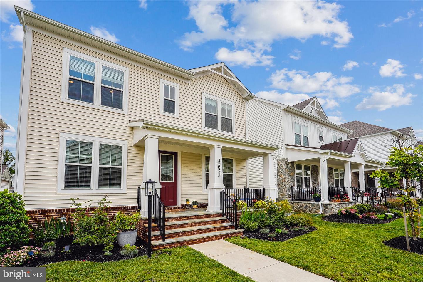 42023 SPRING AIR DR, BRAMBLETON, Virginia 20148, 5 Bedrooms Bedrooms, ,3 BathroomsBathrooms,Residential,For sale,42023 SPRING AIR DR,VALO2097812 MLS # VALO2097812