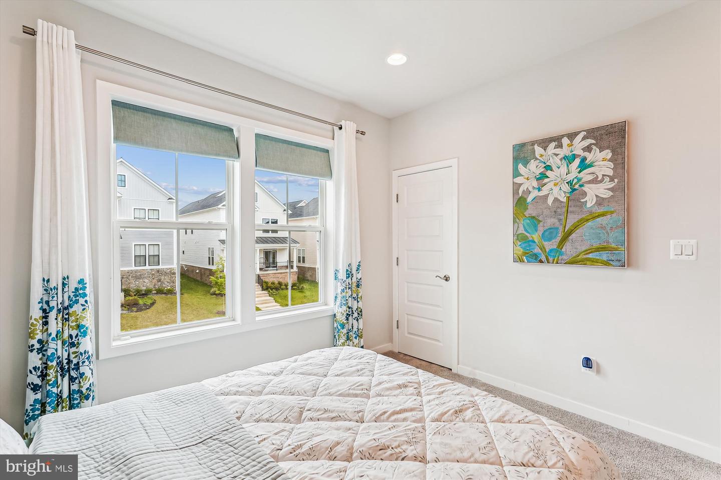 42023 SPRING AIR DR, BRAMBLETON, Virginia 20148, 5 Bedrooms Bedrooms, ,3 BathroomsBathrooms,Residential,For sale,42023 SPRING AIR DR,VALO2097812 MLS # VALO2097812