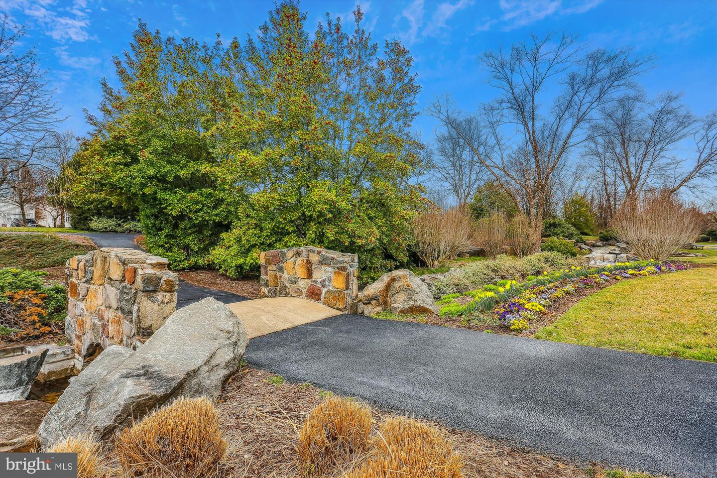 42023 SPRING AIR DR, BRAMBLETON, Virginia 20148, 5 Bedrooms Bedrooms, ,3 BathroomsBathrooms,Residential,For sale,42023 SPRING AIR DR,VALO2097812 MLS # VALO2097812