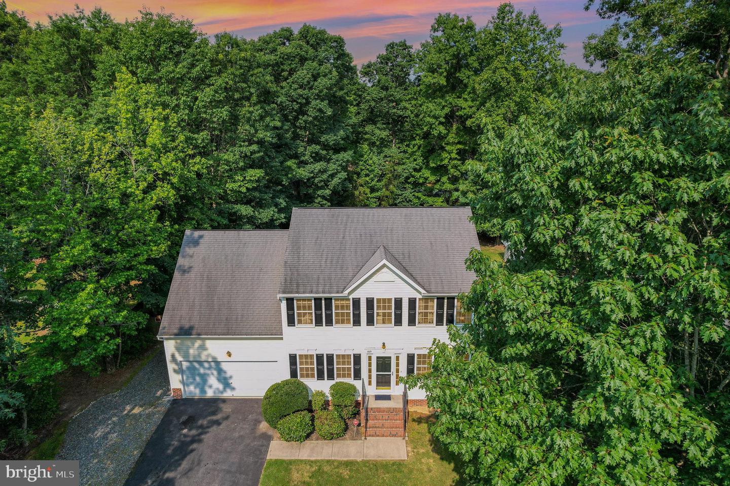 609 WRIGHT DR, RUTHER GLEN, Virginia 22546, 5 Bedrooms Bedrooms, ,3 BathroomsBathrooms,Residential,For sale,609 WRIGHT DR,VACV2008206 MLS # VACV2008206