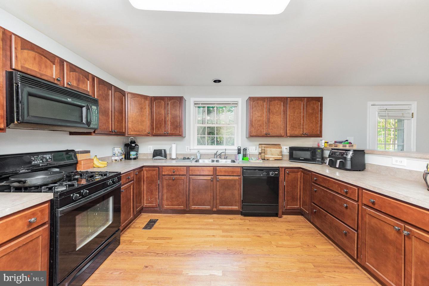 609 WRIGHT DR, RUTHER GLEN, Virginia 22546, 5 Bedrooms Bedrooms, ,3 BathroomsBathrooms,Residential,For sale,609 WRIGHT DR,VACV2008206 MLS # VACV2008206