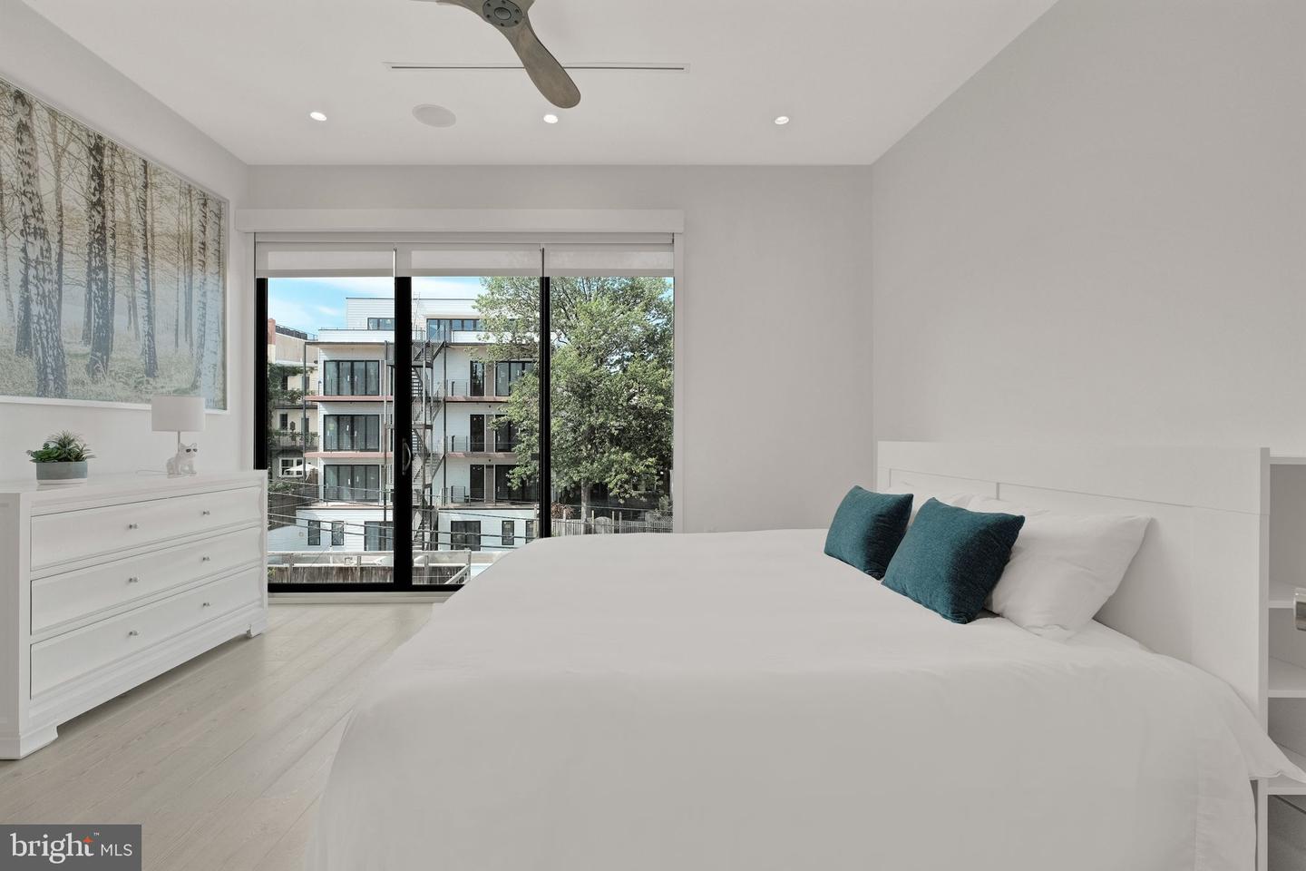 1837 WYOMING AVE NW #D, WASHINGTON, District Of Columbia 20009, 2 Bedrooms Bedrooms, ,2 BathroomsBathrooms,Residential,For sale,1837 WYOMING AVE NW #D,DCDC2202604 MLS # DCDC2202604