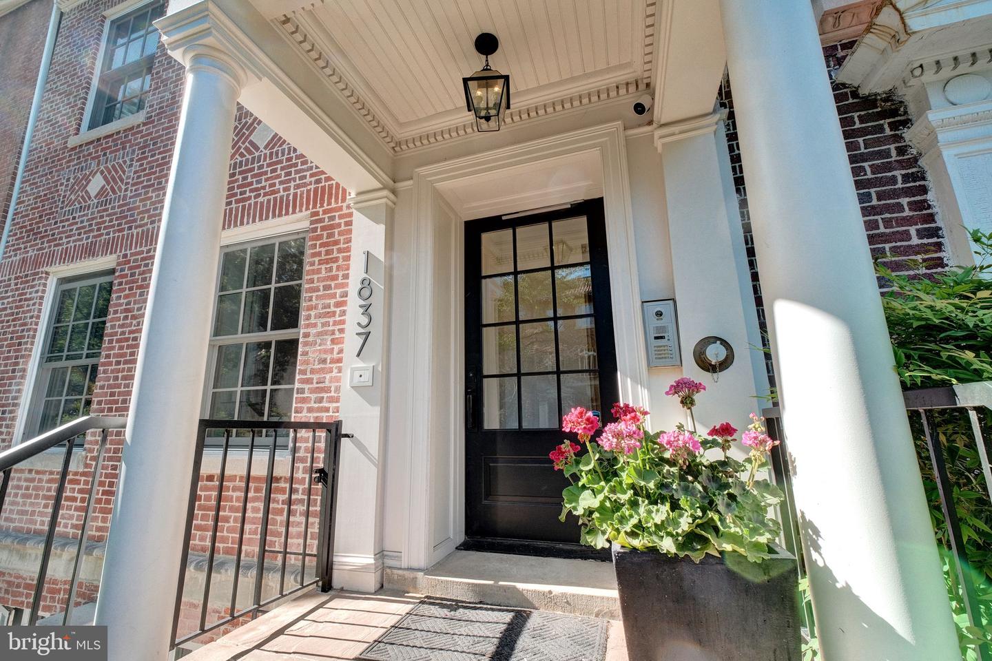 1837 WYOMING AVE NW #D, WASHINGTON, District Of Columbia 20009, 2 Bedrooms Bedrooms, ,2 BathroomsBathrooms,Residential,For sale,1837 WYOMING AVE NW #D,DCDC2202604 MLS # DCDC2202604