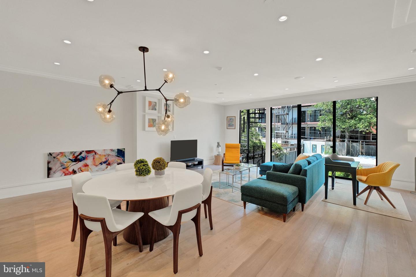 1837 WYOMING AVE NW #D, WASHINGTON, District Of Columbia 20009, 2 Bedrooms Bedrooms, ,2 BathroomsBathrooms,Residential,For sale,1837 WYOMING AVE NW #D,DCDC2202604 MLS # DCDC2202604