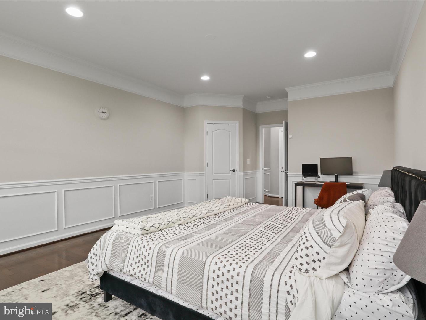 42350 STONEMONT CIR, ASHBURN, Virginia 20148, 6 Bedrooms Bedrooms, ,5 BathroomsBathrooms,Residential,For sale,42350 STONEMONT CIR,VALO2097914 MLS # VALO2097914