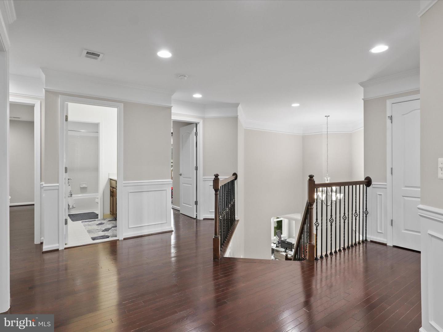 42350 STONEMONT CIR, ASHBURN, Virginia 20148, 6 Bedrooms Bedrooms, ,5 BathroomsBathrooms,Residential,For sale,42350 STONEMONT CIR,VALO2097914 MLS # VALO2097914