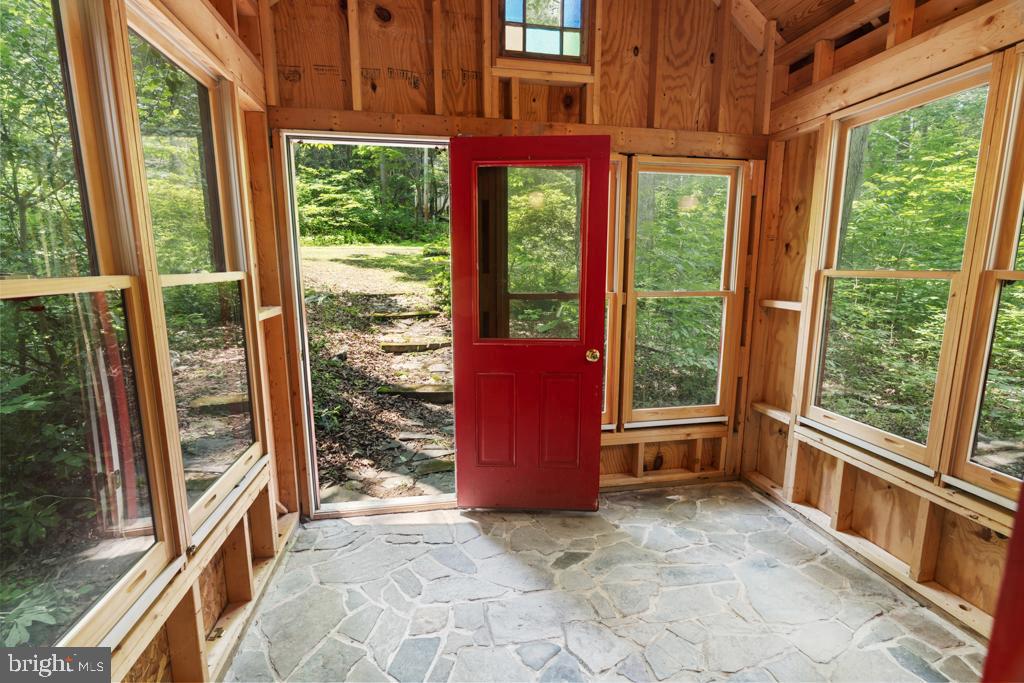 177 CEDAR HILL RD, STRASBURG, Virginia 22657, 5 Bedrooms Bedrooms, ,5 BathroomsBathrooms,Residential,For sale,177 CEDAR HILL RD,VASH2011580 MLS # VASH2011580