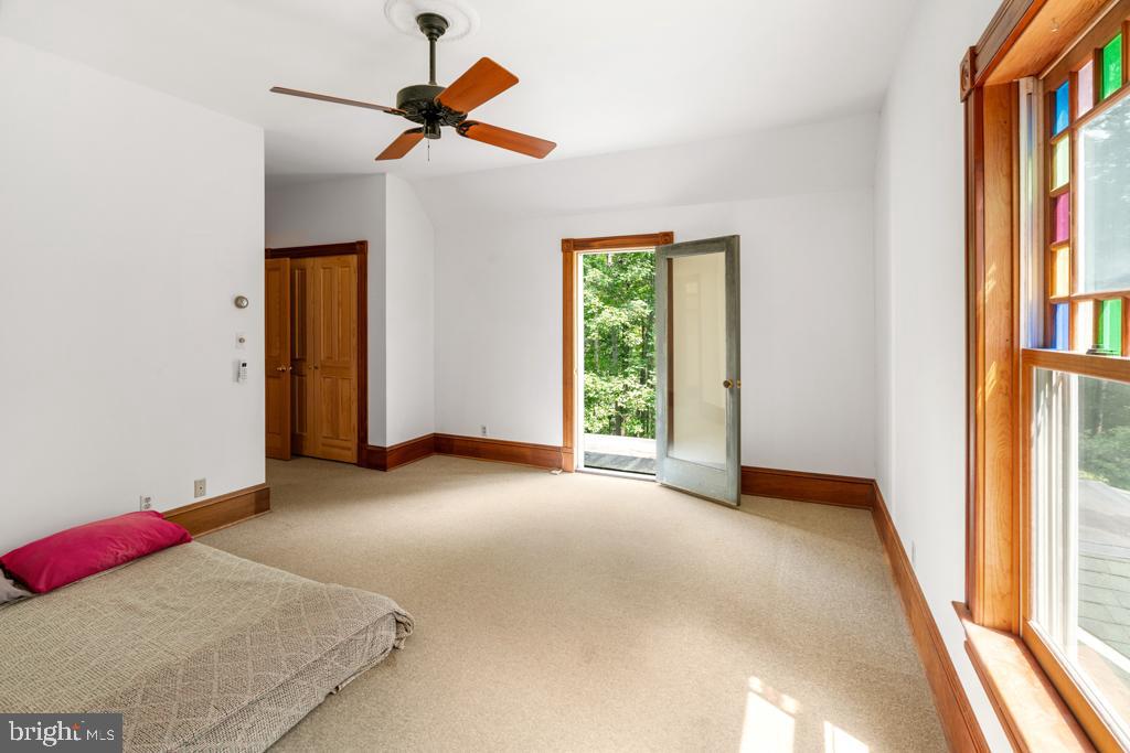 177 CEDAR HILL RD, STRASBURG, Virginia 22657, 5 Bedrooms Bedrooms, ,5 BathroomsBathrooms,Residential,For sale,177 CEDAR HILL RD,VASH2011580 MLS # VASH2011580