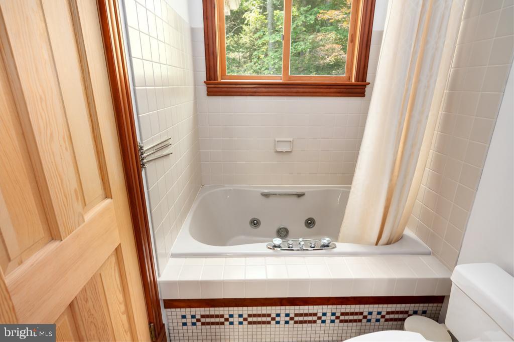 177 CEDAR HILL RD, STRASBURG, Virginia 22657, 5 Bedrooms Bedrooms, ,5 BathroomsBathrooms,Residential,For sale,177 CEDAR HILL RD,VASH2011580 MLS # VASH2011580