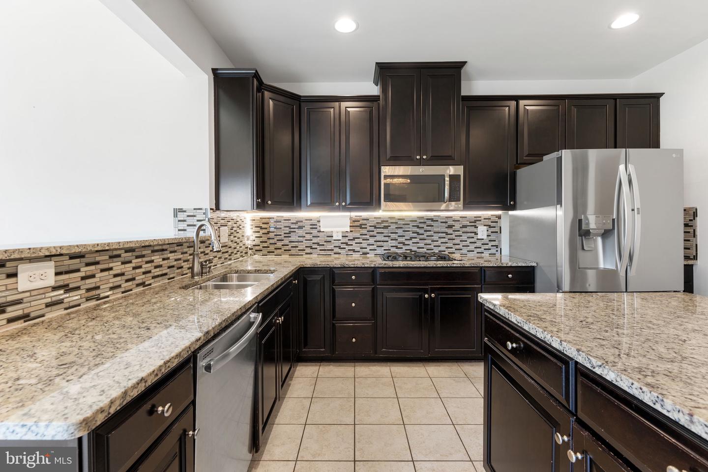 25541 EMERSON OAKS DR, ALDIE, Virginia 20105, 4 Bedrooms Bedrooms, ,2 BathroomsBathrooms,Residential,For sale,25541 EMERSON OAKS DR,VALO2097990 MLS # VALO2097990