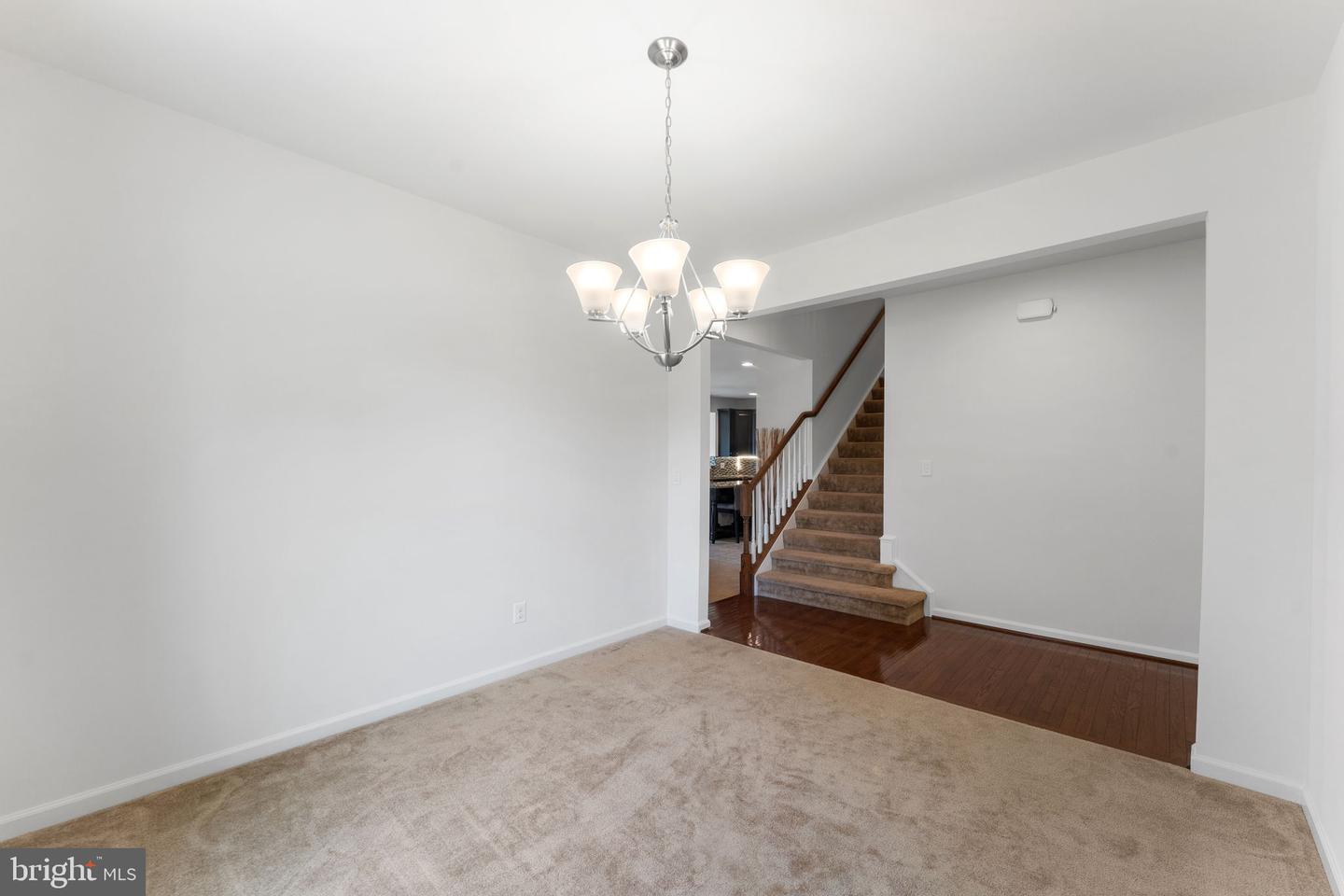25541 EMERSON OAKS DR, ALDIE, Virginia 20105, 4 Bedrooms Bedrooms, ,2 BathroomsBathrooms,Residential,For sale,25541 EMERSON OAKS DR,VALO2097990 MLS # VALO2097990