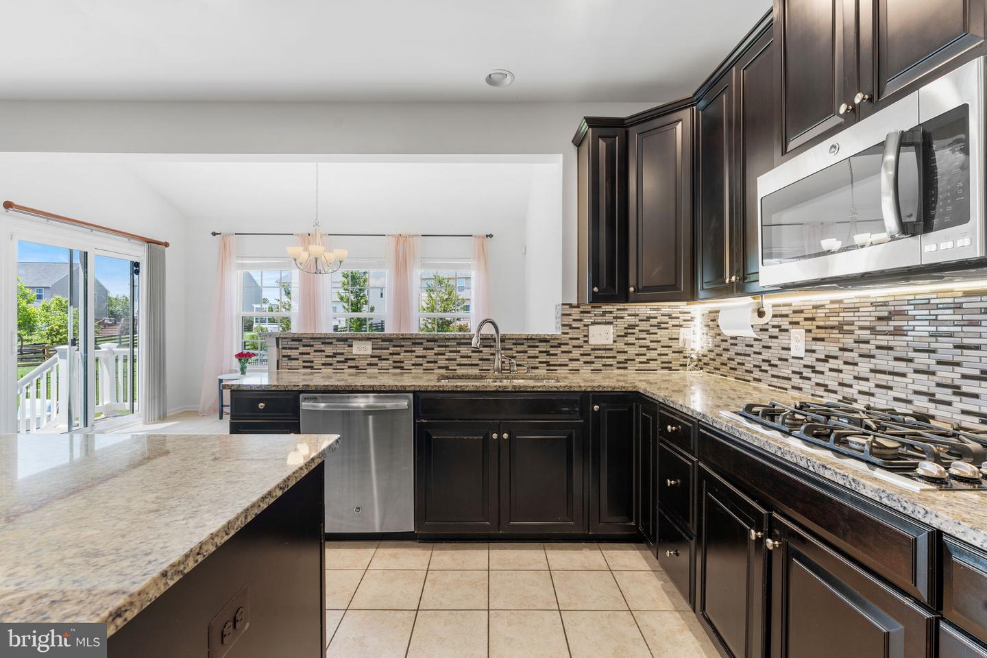 25541 EMERSON OAKS DR, ALDIE, Virginia 20105, 4 Bedrooms Bedrooms, ,2 BathroomsBathrooms,Residential,For sale,25541 EMERSON OAKS DR,VALO2097990 MLS # VALO2097990